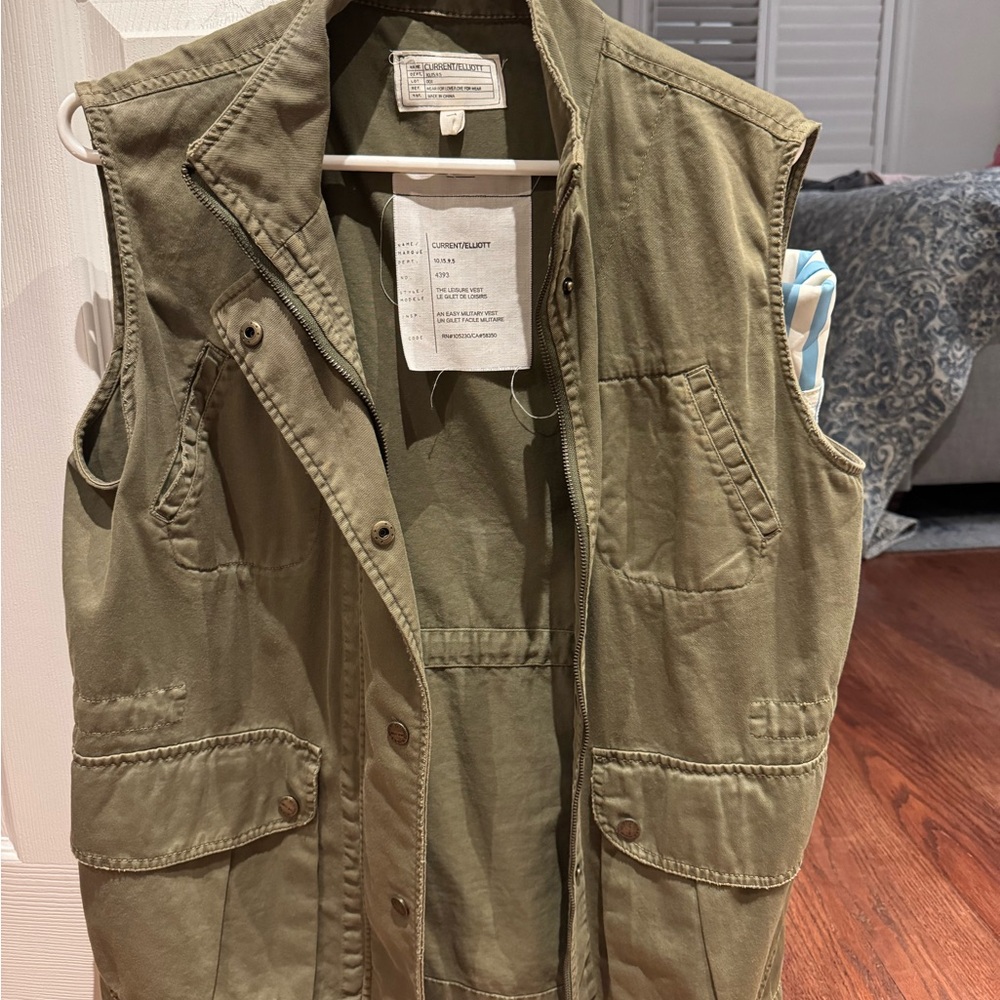 Current Elliott Green leisure Utility Vest size 1
